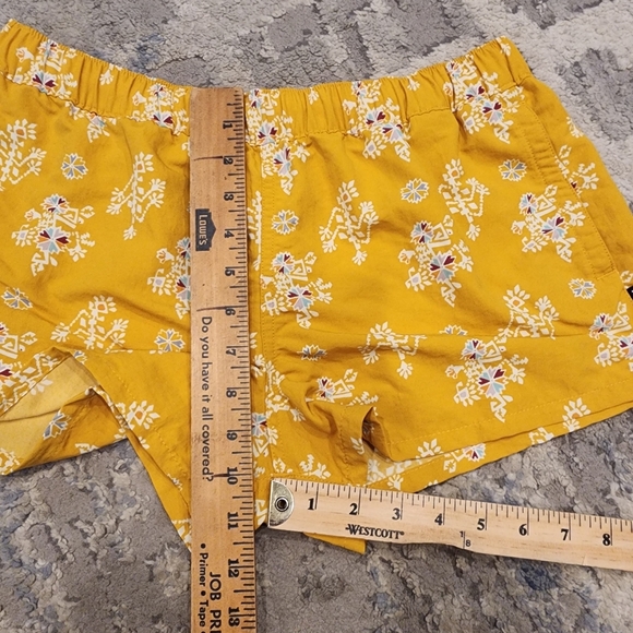 Patagonia Barely Baggies Ylloe Aztec 2" Pull On Nylon Women's Size Medium - Picture 7 of 16